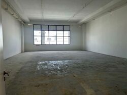 Hh @ Kallang (D13), Factory #570508371